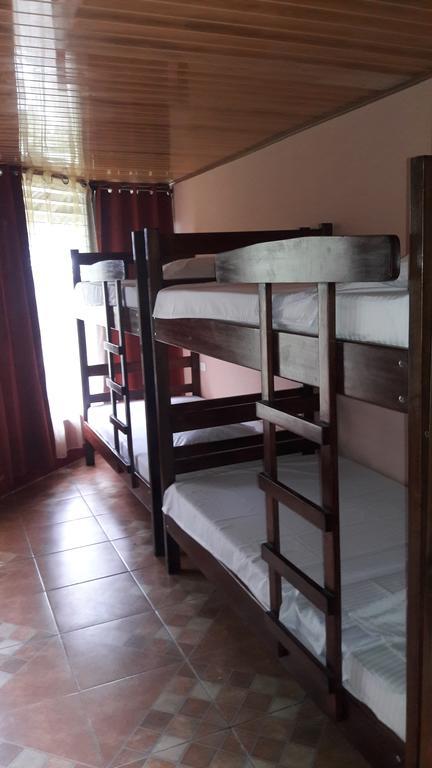 Hostal Y Cabinas Anita-And Rafting Tour! Siqurres Da Alegria ภายนอก รูปภาพ